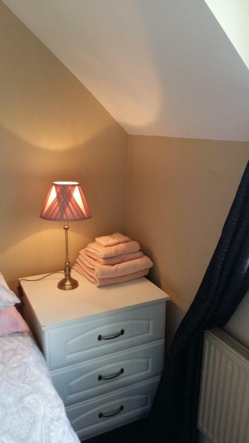 Lir B&B Multyfarnham Екстериор снимка